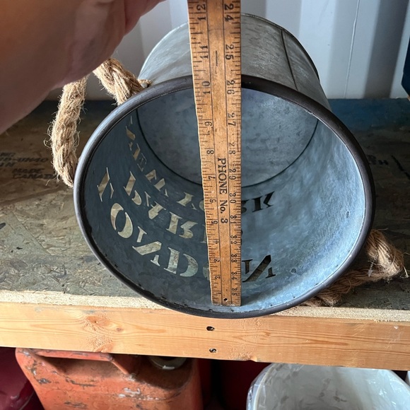 Metallic Bucket with Rope Handles - Picture 5 of 7